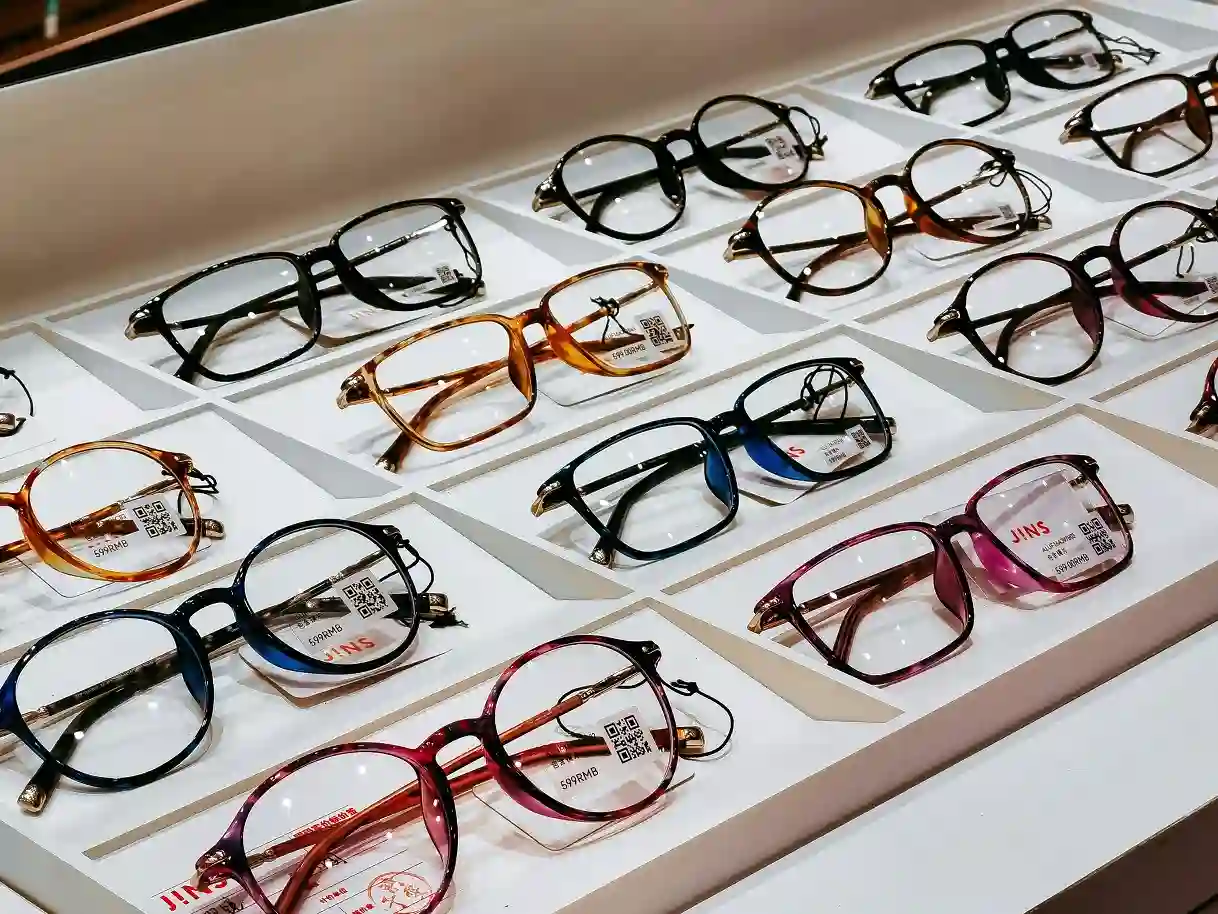 eyeglasses frames